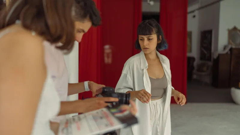 Chemistry Before the Click: Finding a Pin-Up Photographer Who Actually Gets You